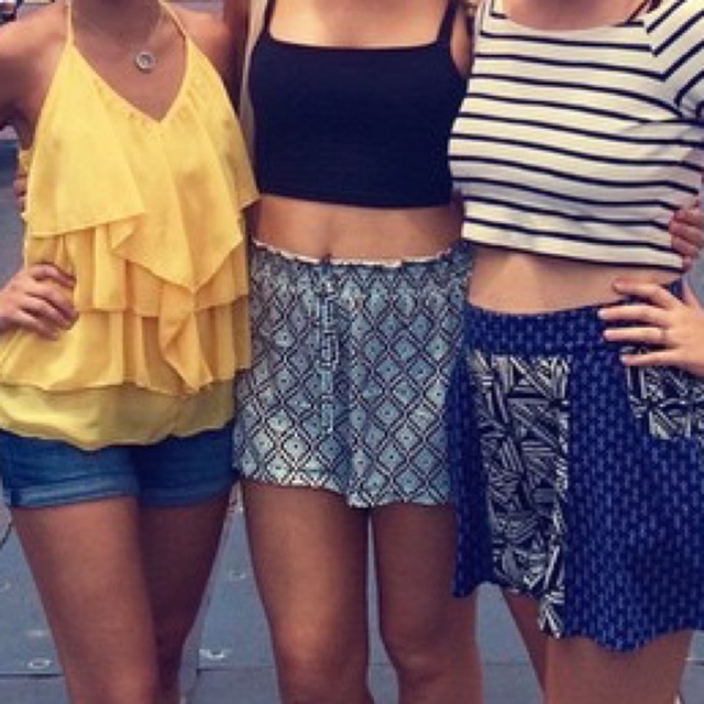 Patterned high waisted shorts